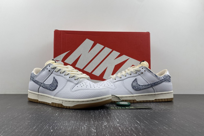 Nike Dunk Low「Washed Denim」