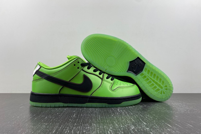 The Powerpuff Girls x Nike SB Dunk Low Green