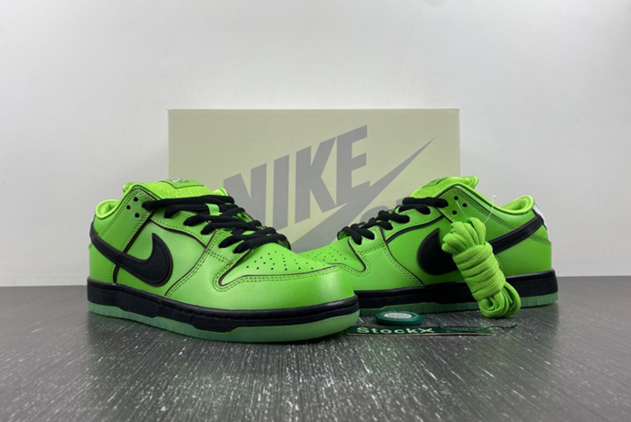 The Powerpuff Girls x Nike SB Dunk Low Green