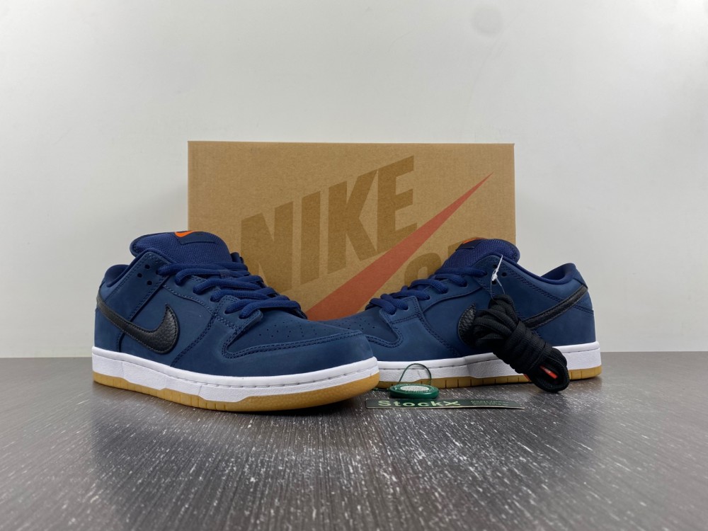 Nike SB Dunk Low Pro ISO CW7463-401