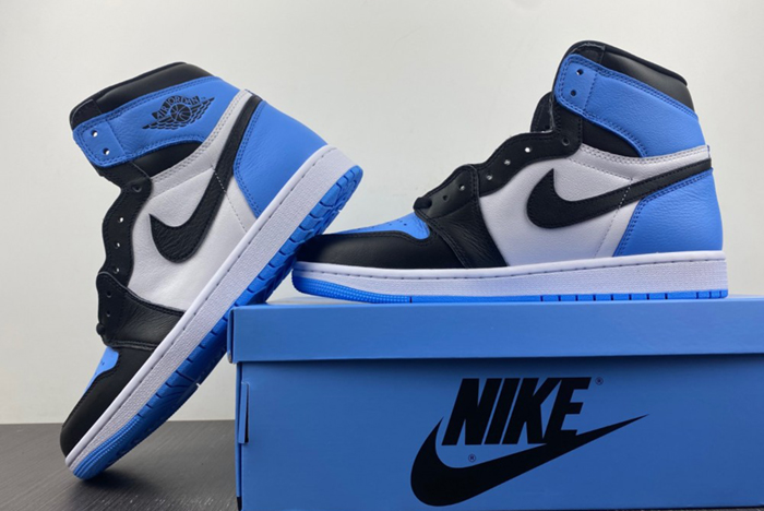 Air Jordan 1 Retro High OG UNC Toe DZ5485-400
