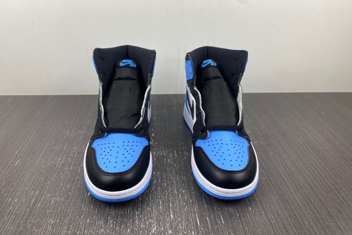 Air Jordan 1 Retro High OG UNC Toe DZ5485-400