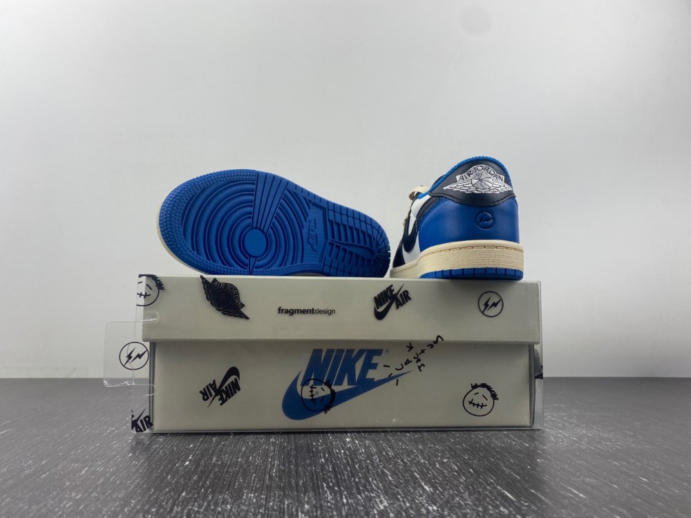 Travis Scott x Fragment x Air Jordan 1 Low OG DM7866-140