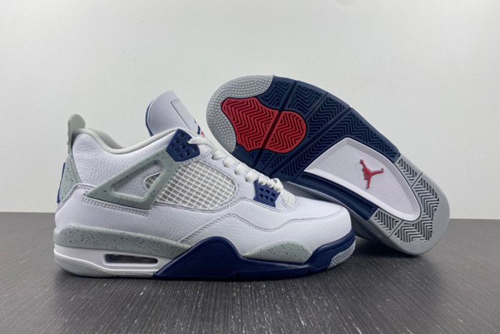 Air Jordan 4 