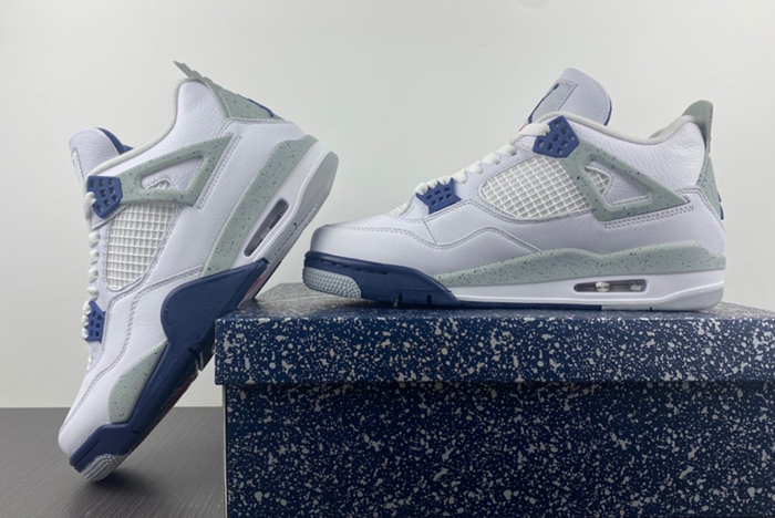 Air Jordan 4 