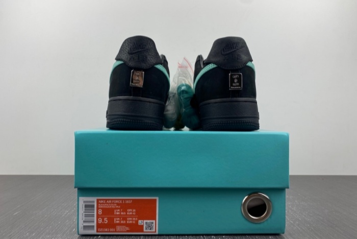 T*f*ny & co. x nike air force 1 low dz1382-001