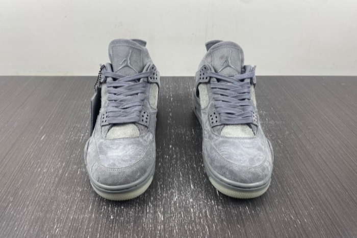 KAWS x Air Jordan 4 “Cool Grey”