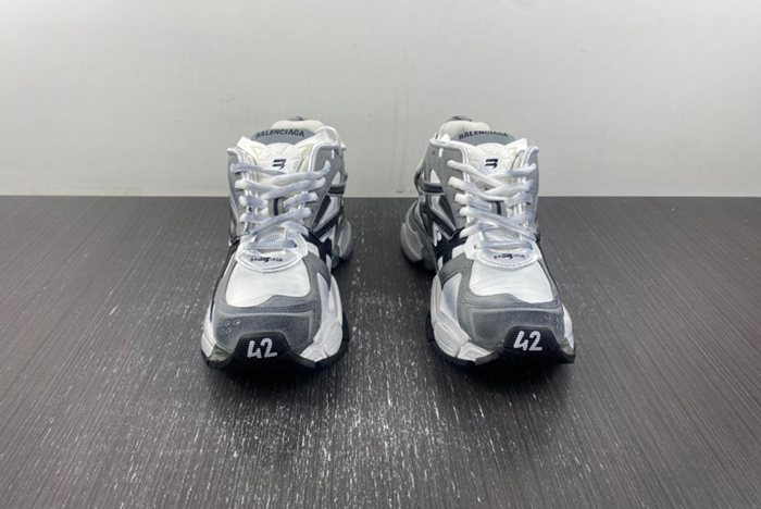 Ba*len*cia*ga 7.0 sneaker 677403-w3rb5-9012