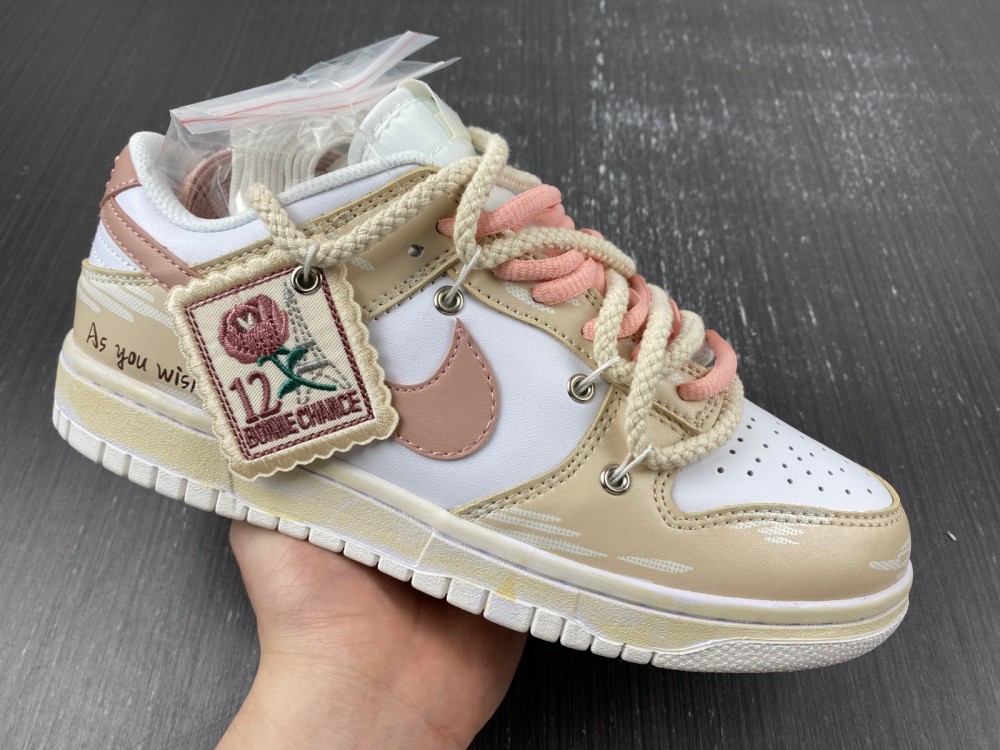 Nike Dunk Low DH9765-100