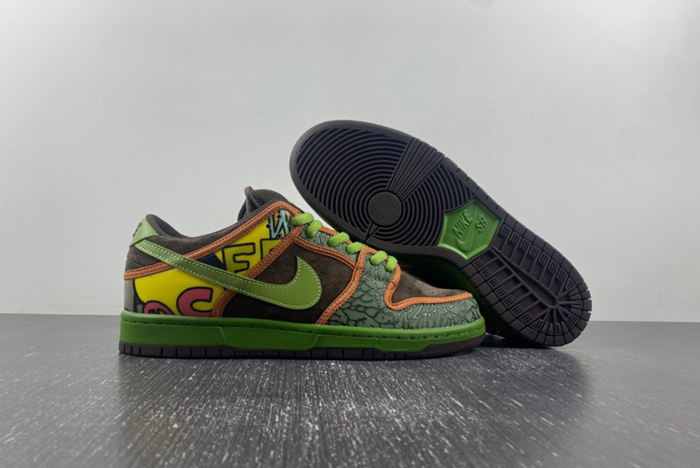 Nike SB Dunk Low “De La Soul”789841-332