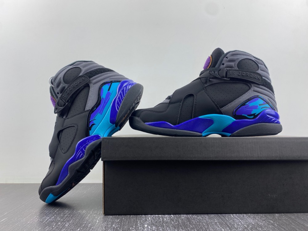 Air Jordan 8 “Aqua”305381-025