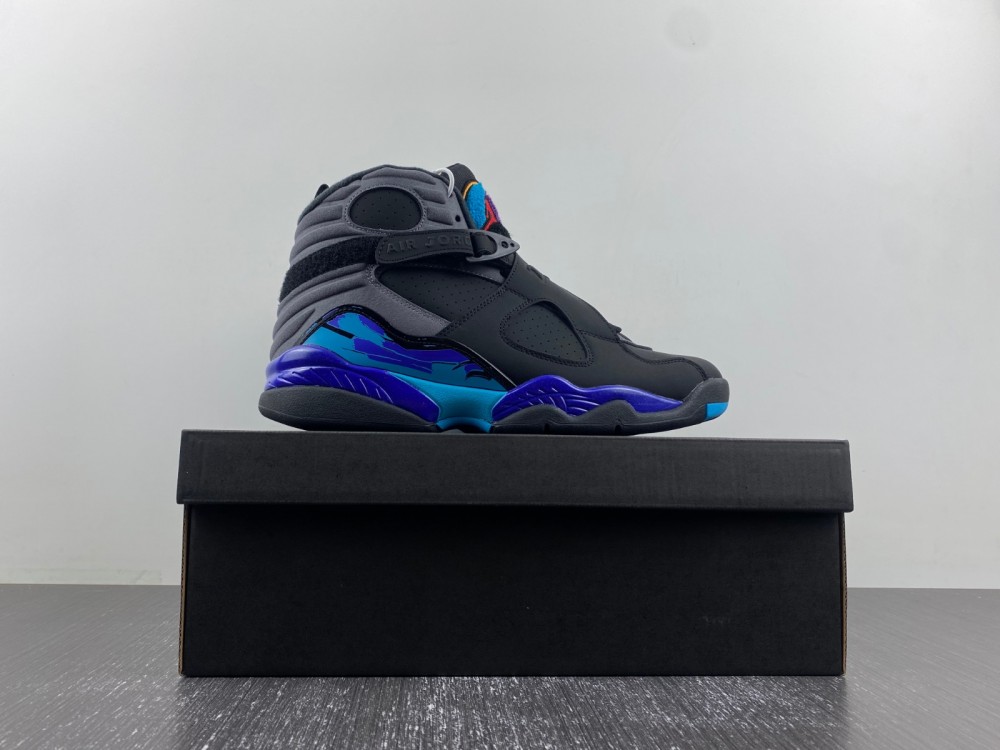 Air Jordan 8 “Aqua”305381-025