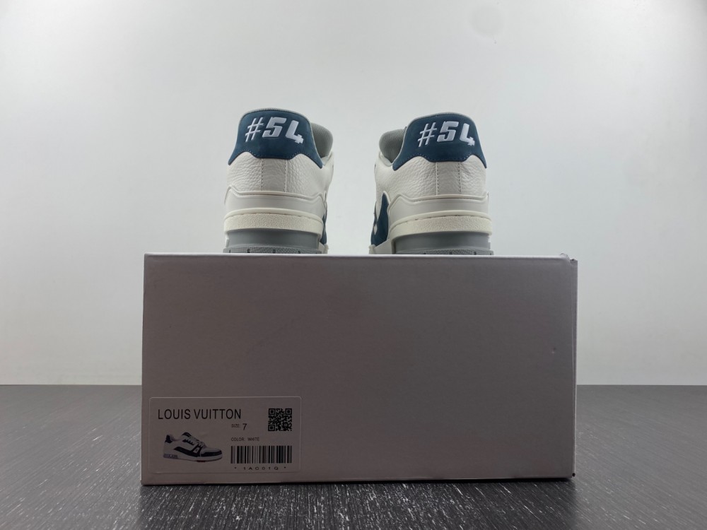L&&V trainer Navy blue