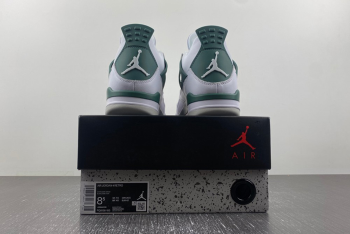 Air Jordan 4 “Oxidized Green”