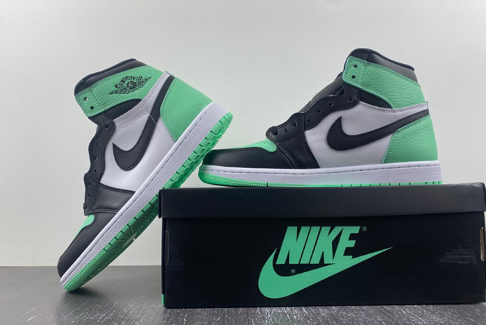 Air Jordan 1 High OG “Green Glow”