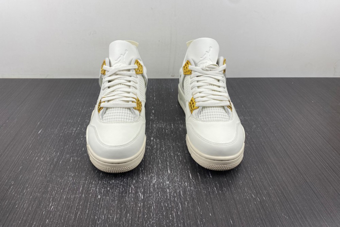 Air Jordan 4 “Metallic Gold”