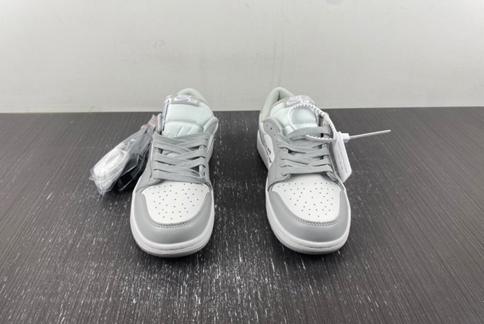 OFF-WHITE x Travis Scott x Air Jordan 1 OW