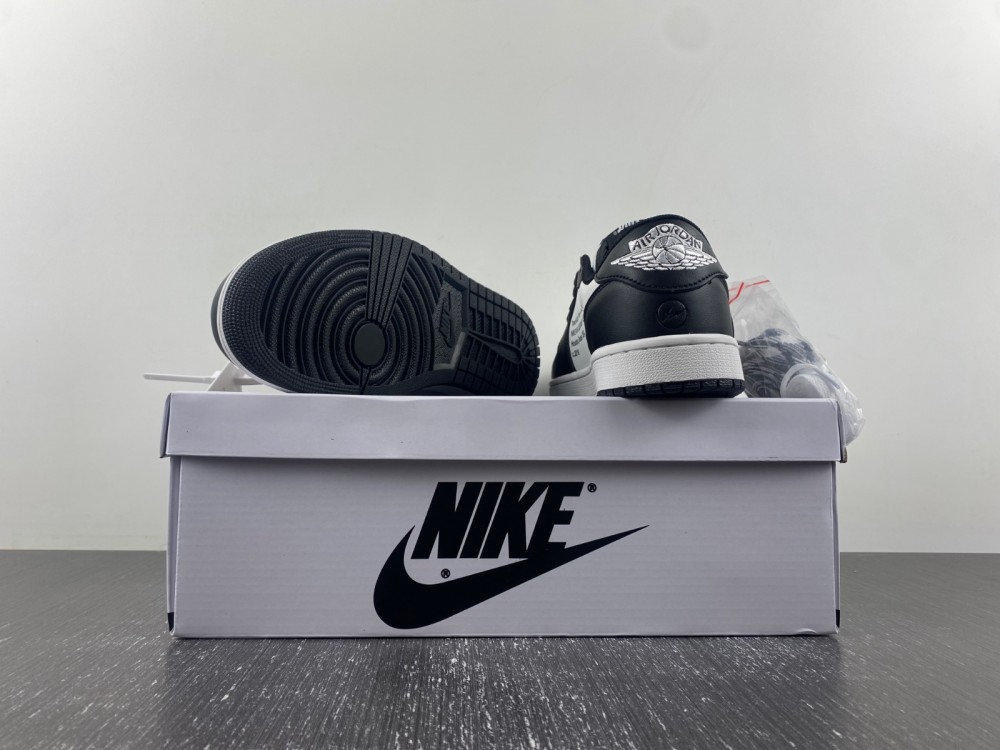 OFF-WHITE x Travis Scott x Air Jordan 1