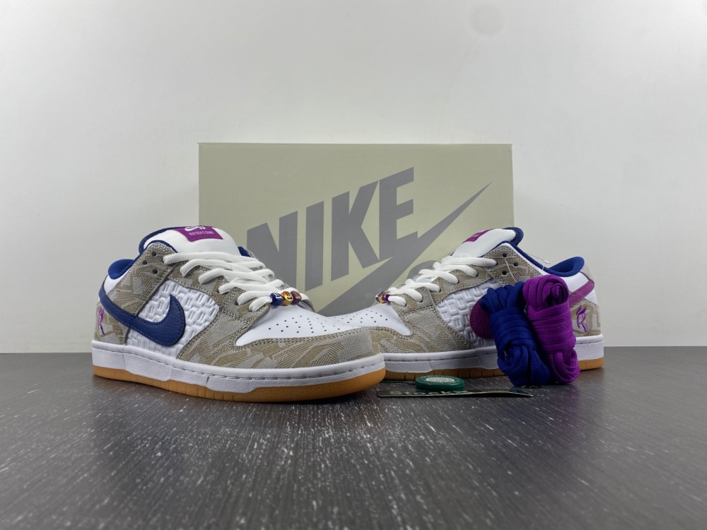 Rayssa Leal x Nike Dunk SB Low FZ5251-001