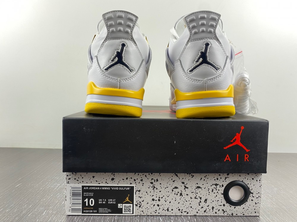 Air Jordan 4 WMNS “VividSulfur”AQ9129-101 white