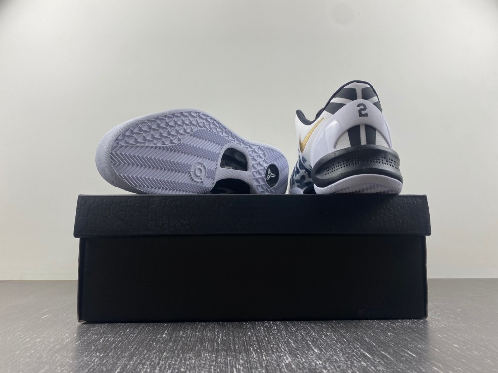 Nike Kobe 8 Protro “Mambacita” GiGi R.I.P