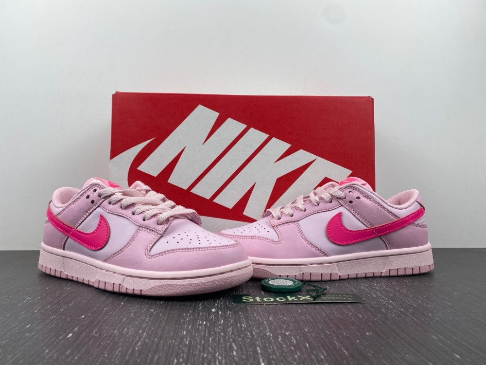 Nike Dunk Low GS Triple Pink