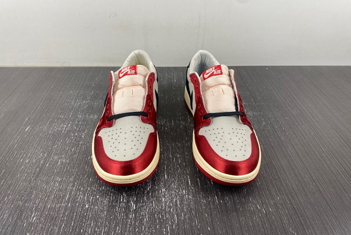 Trophy Room x Air Jordan 1 Low OG “Home”