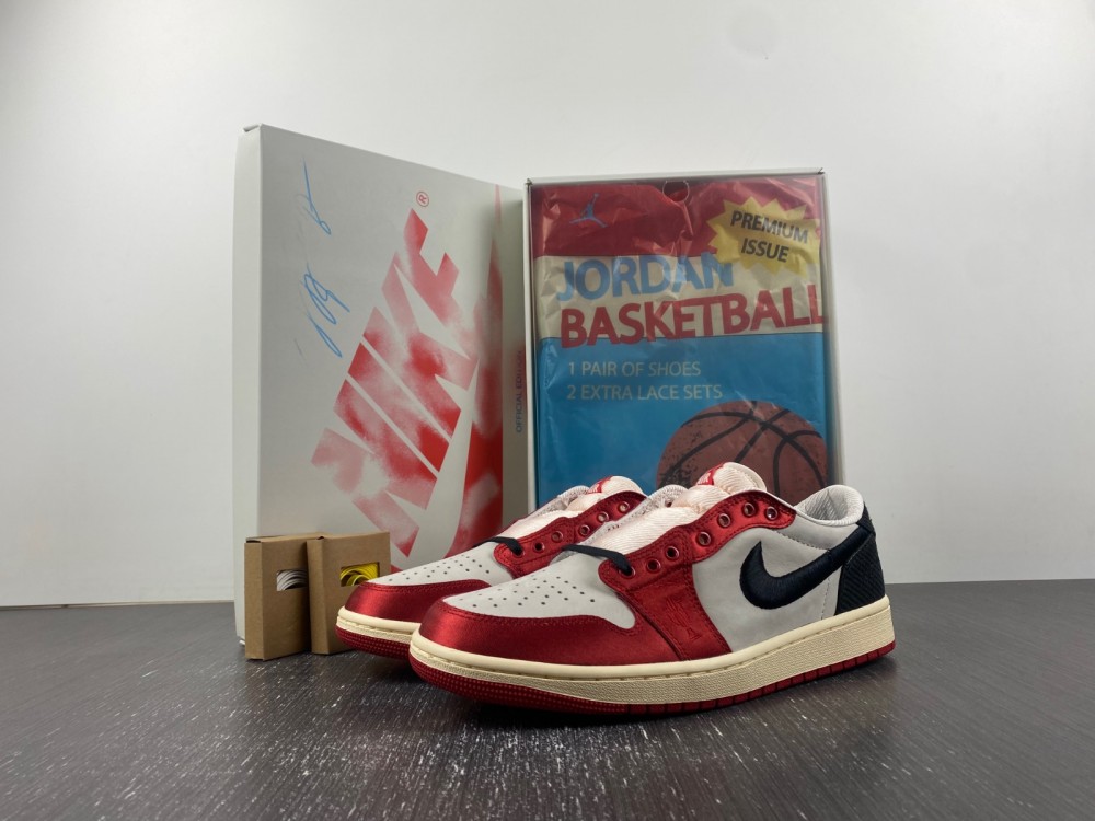 Trophy Room x Air Jordan 1 Low OG “Home”