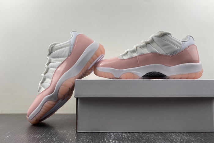 Air Jordan 11 Low WMNS “Legend Pink”