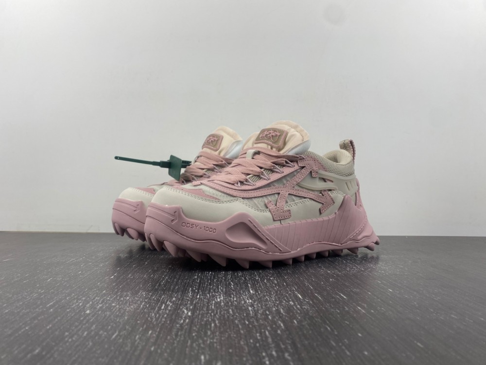 Off-White c/o Virgil Abloh pink