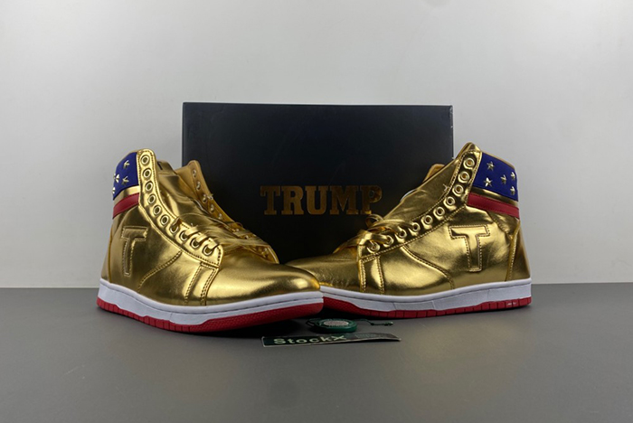DONALD TRUMP NEVER SURRENDER