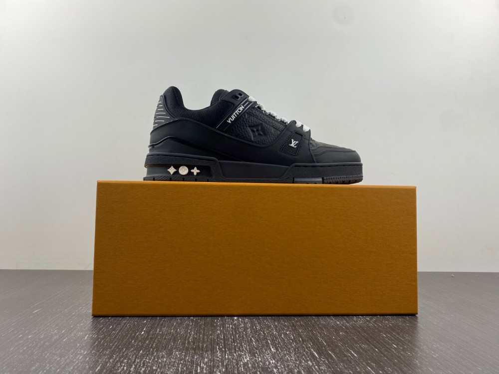 L&&V L&&V trainer black