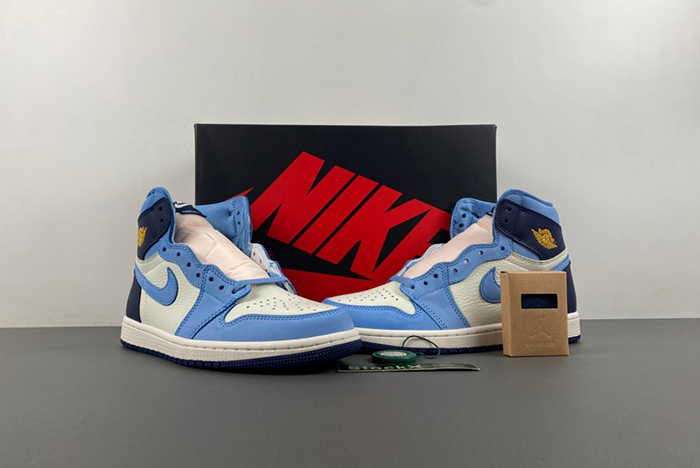 Air Jordan 1 High OG“First in Flight”