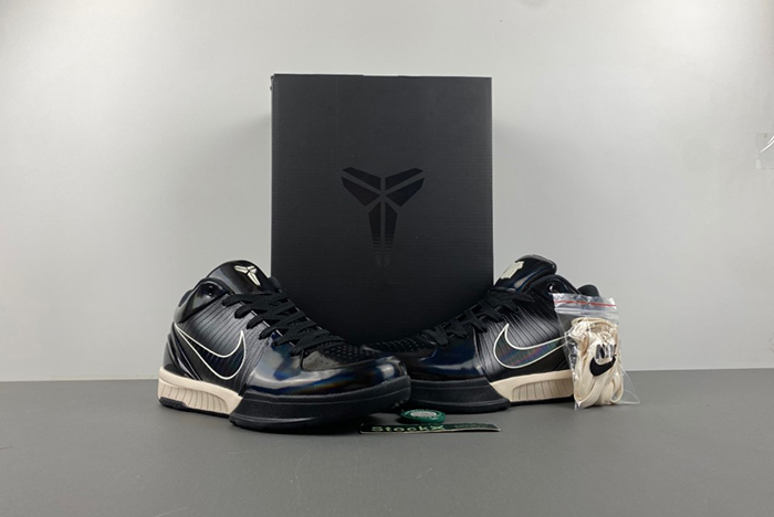 UNDEFEATED x Nike Kobe 4 Protro