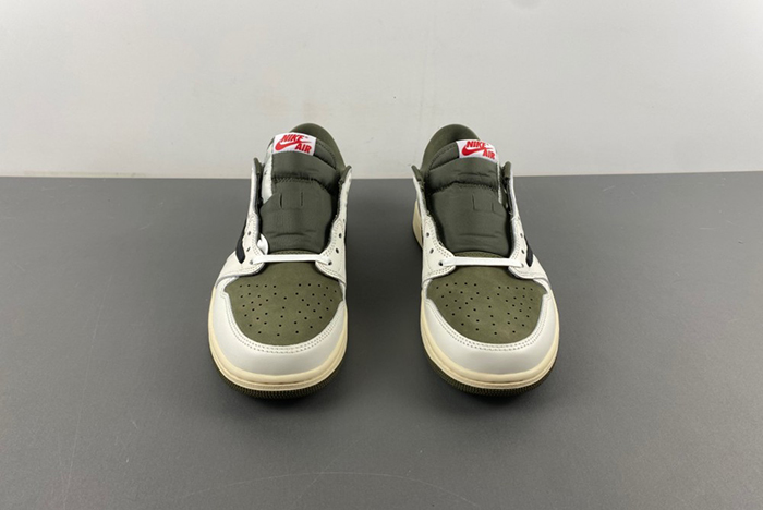 Travis Scott x Air Jordan 1 Low OG