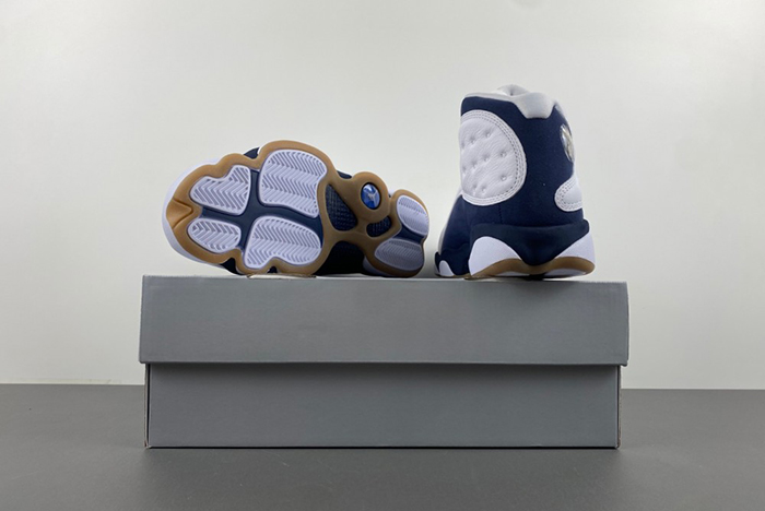 Air Jordan 13 “Midnight Navy
