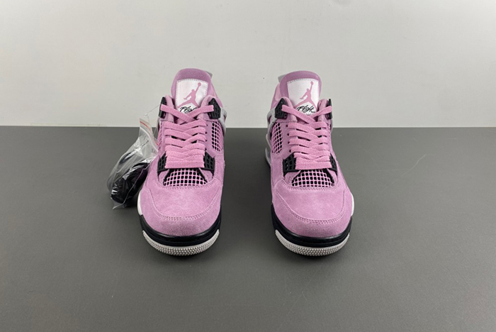 Air Jordan 4 WMNS “Orchid”