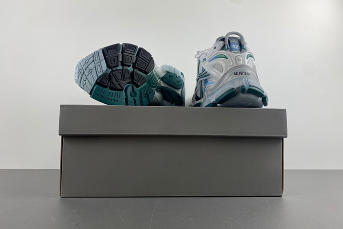 Ba*len*cia*ga sneaker 7.5 772774-w3rbw-0623